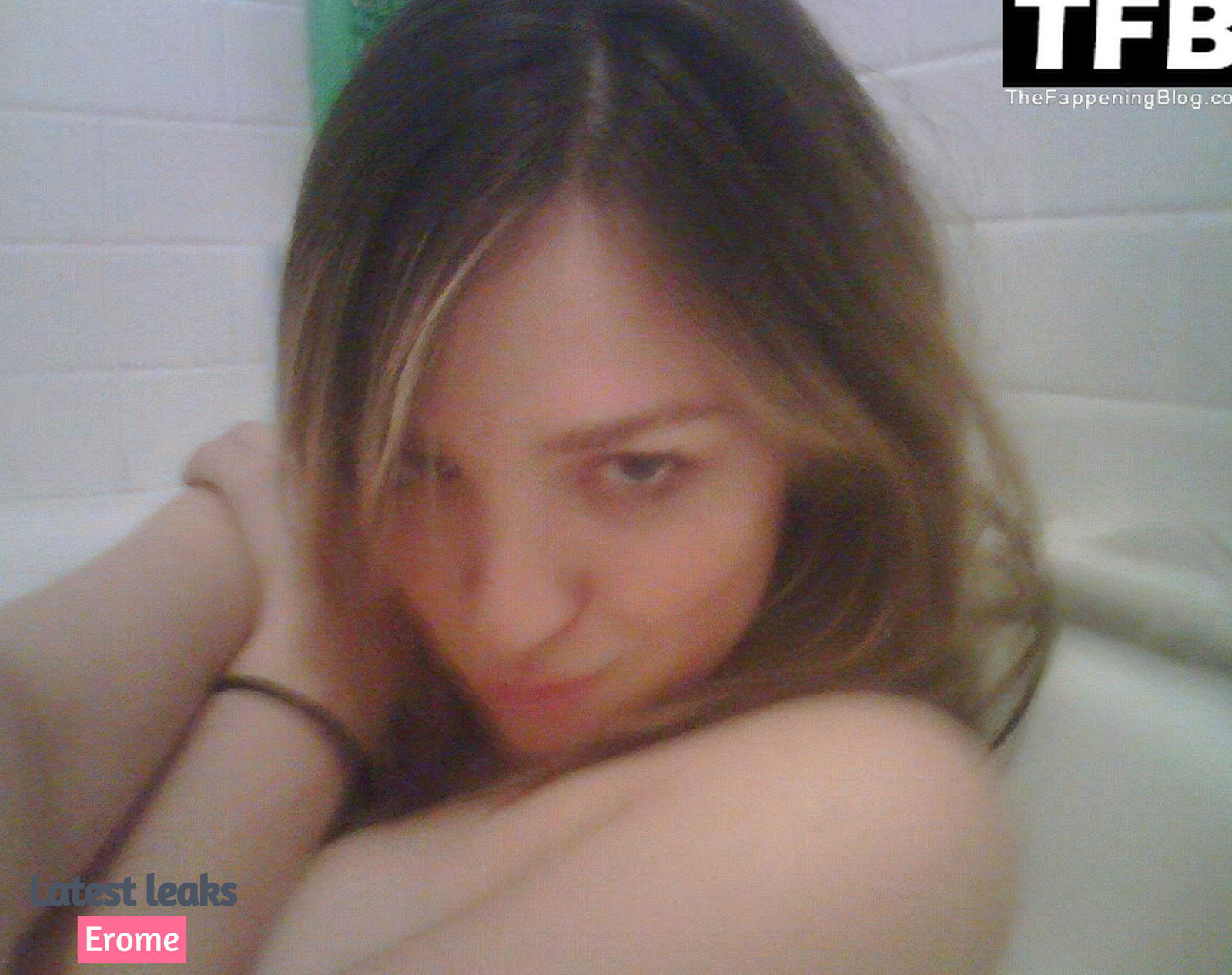 Latest Leaks Abby Elliott Nude #18 - Fapello