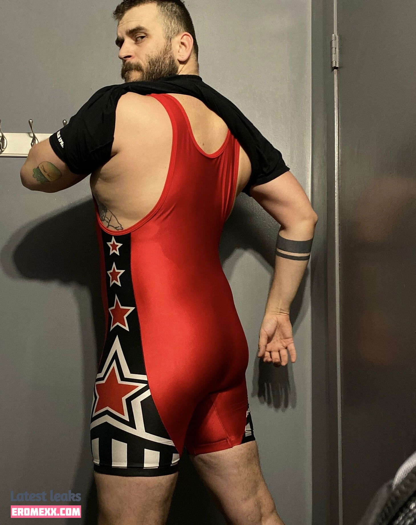 abeardedboy