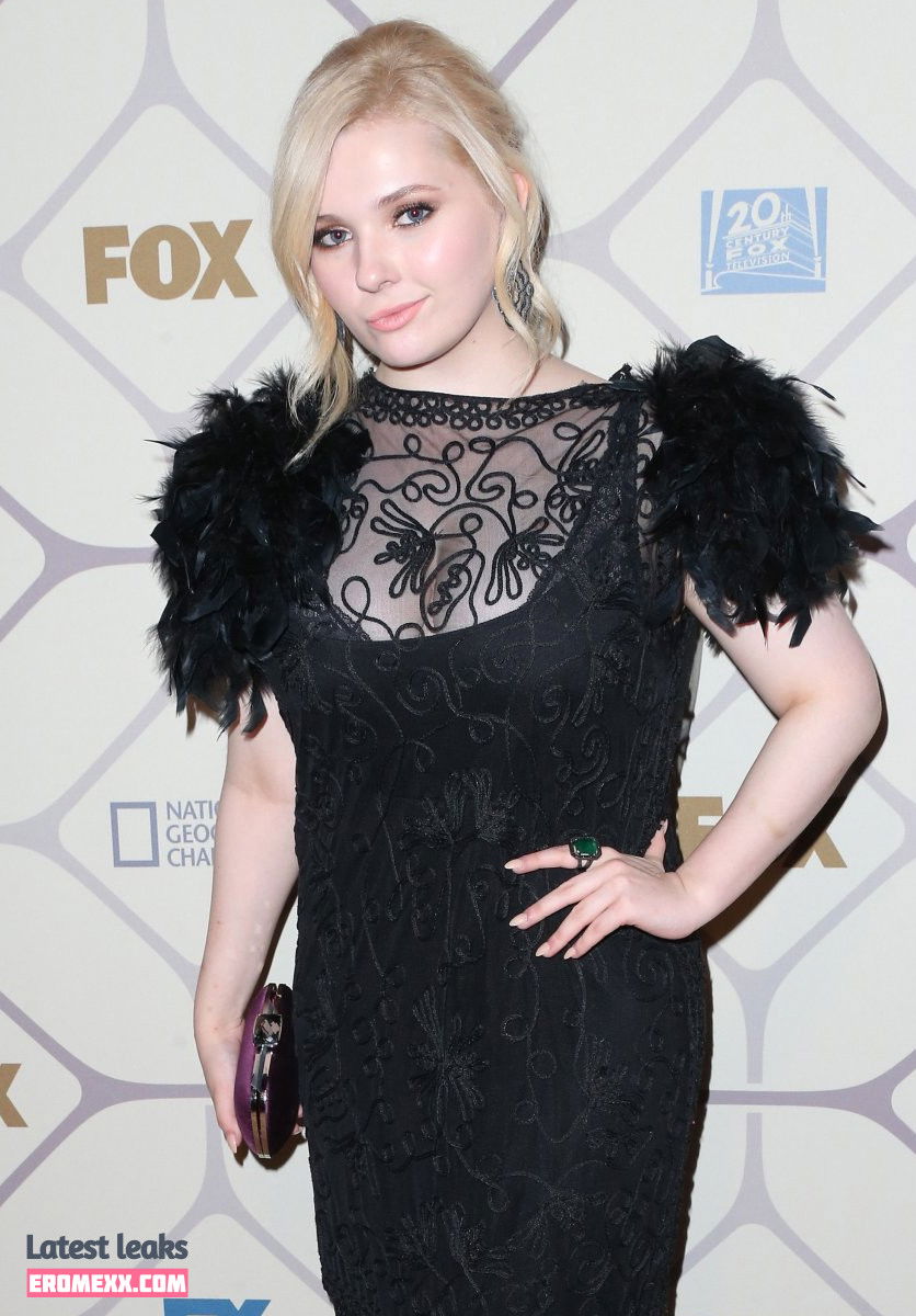 Latest Leaks Abigail Breslin Nude #10 - Erome