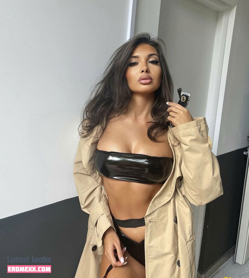 Latest Leaks Adriannalinnaa Nude #6 - Fapello