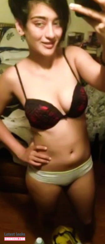 Akshara Haasan nude leaks onlyfans - Erome