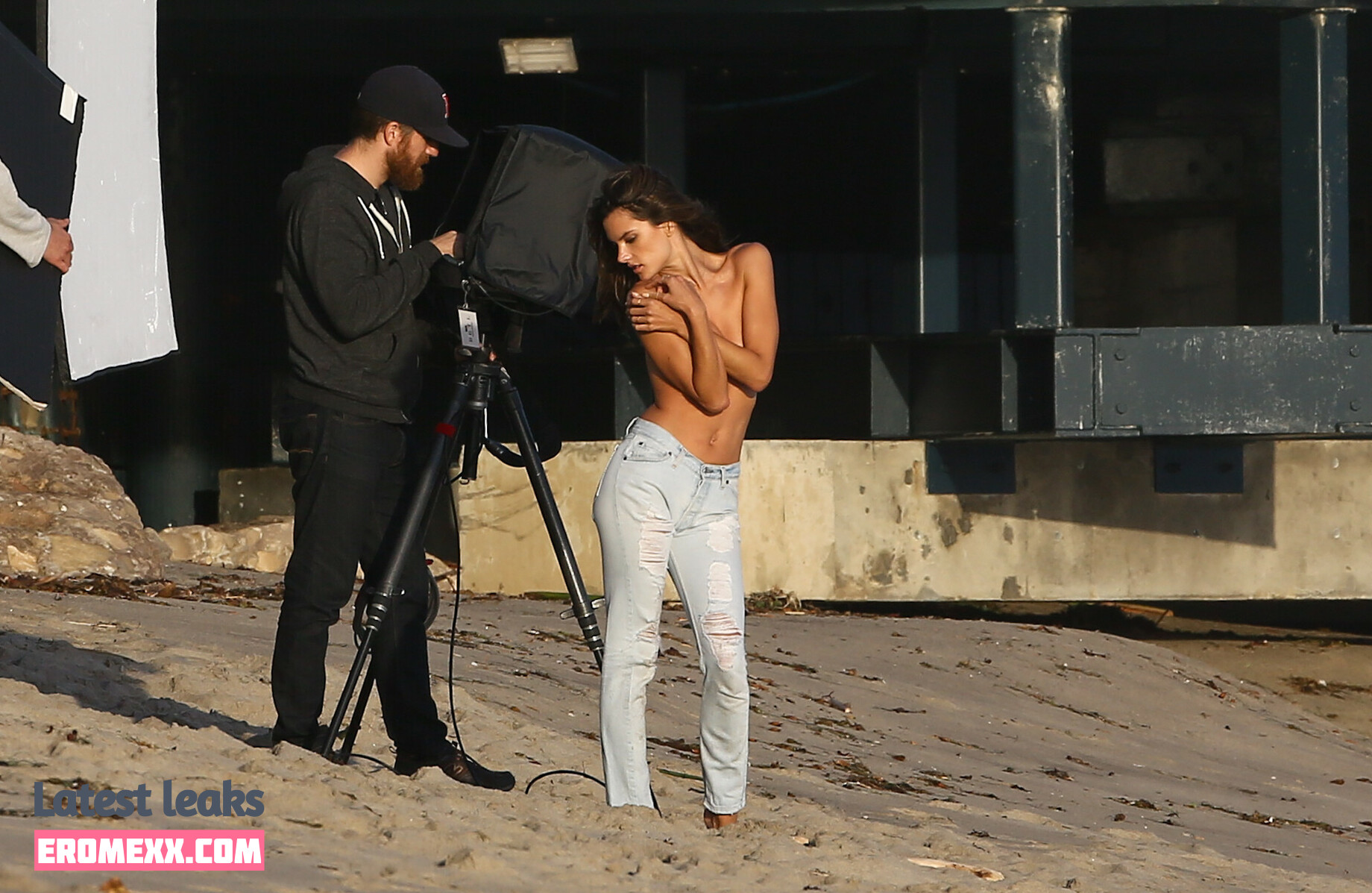 Latest Leaks Alessandra Ambrosio Nude #23813 - Fapello