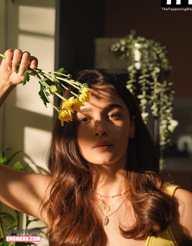 Latest Leaks Alia Bhatt Nude #11 - Fapello