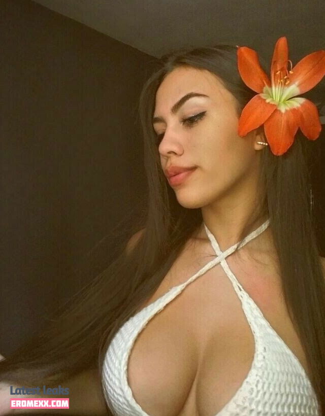 Aline Medeiros nude Leaked onlyfans - Erome