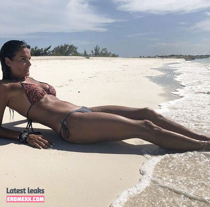 Latest Leaks Angie Harmon Nude #101 - Fapello