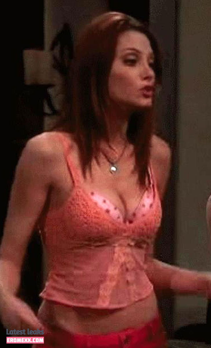 April Bowlby nude Leaked onlyfans - Erome