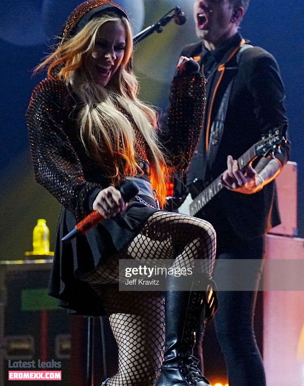 Latest Leaks Avril Lavigne Nude #1671 - Fapello