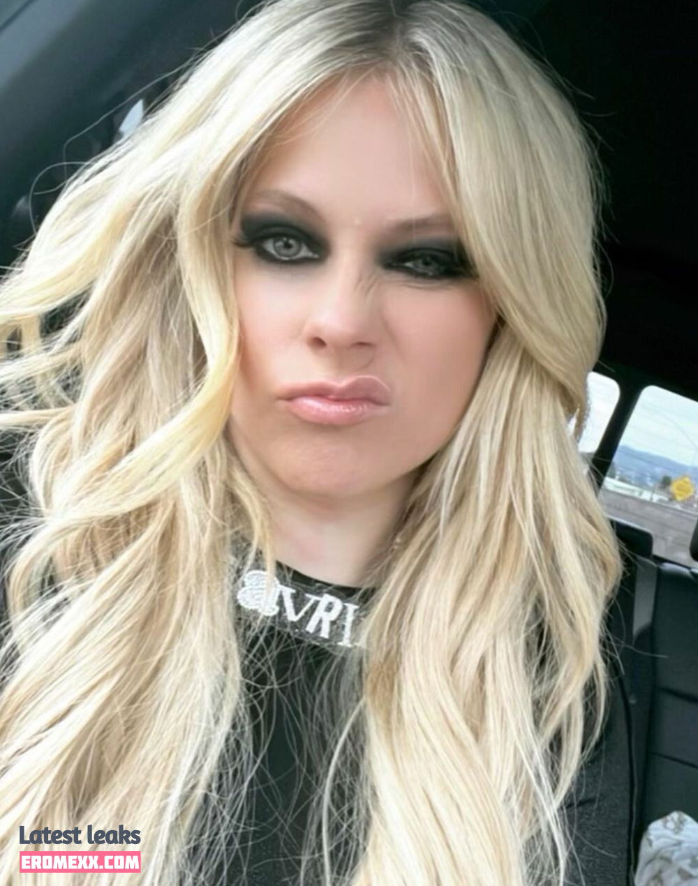 Latest Leaks Avril Lavigne Nude #1674 - Fapello