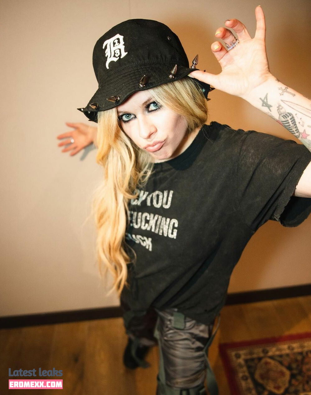 Latest Leaks Avril Lavigne Nude #1679 - Fapello