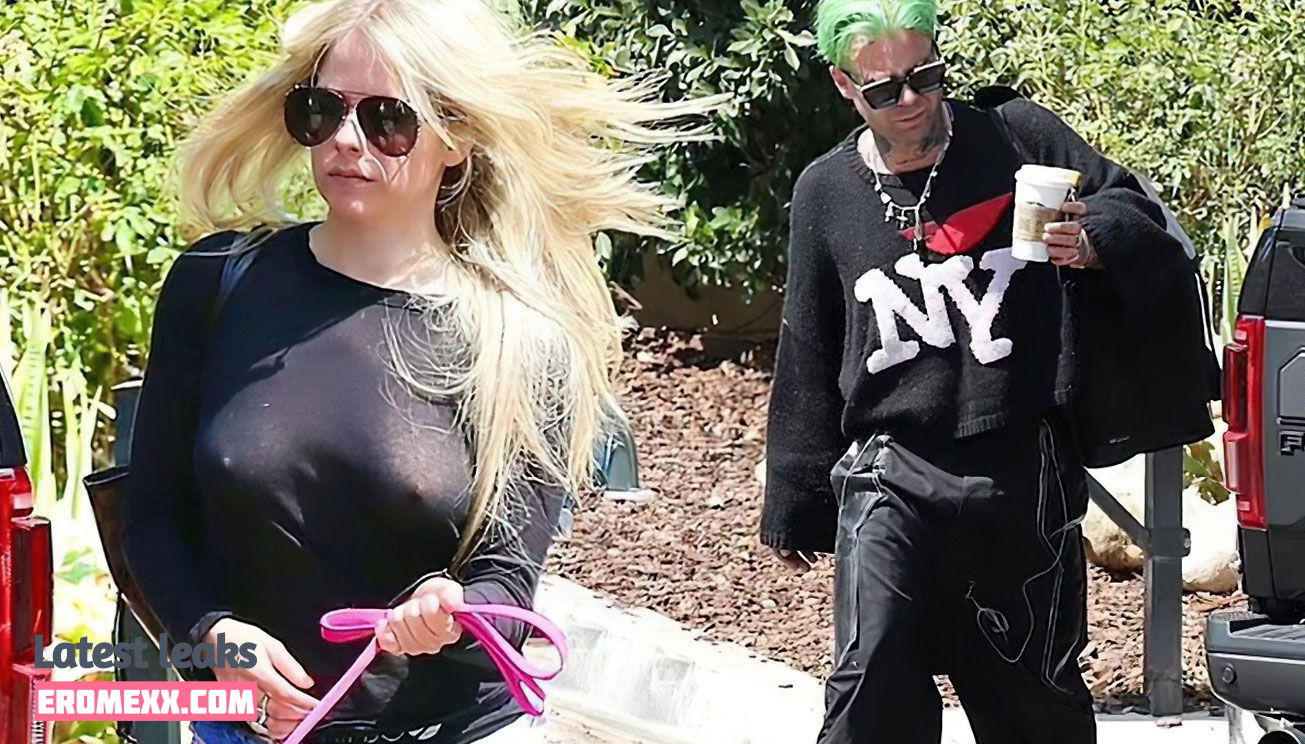 Latest Leaks Avril Lavigne Nude #808 - Fapello