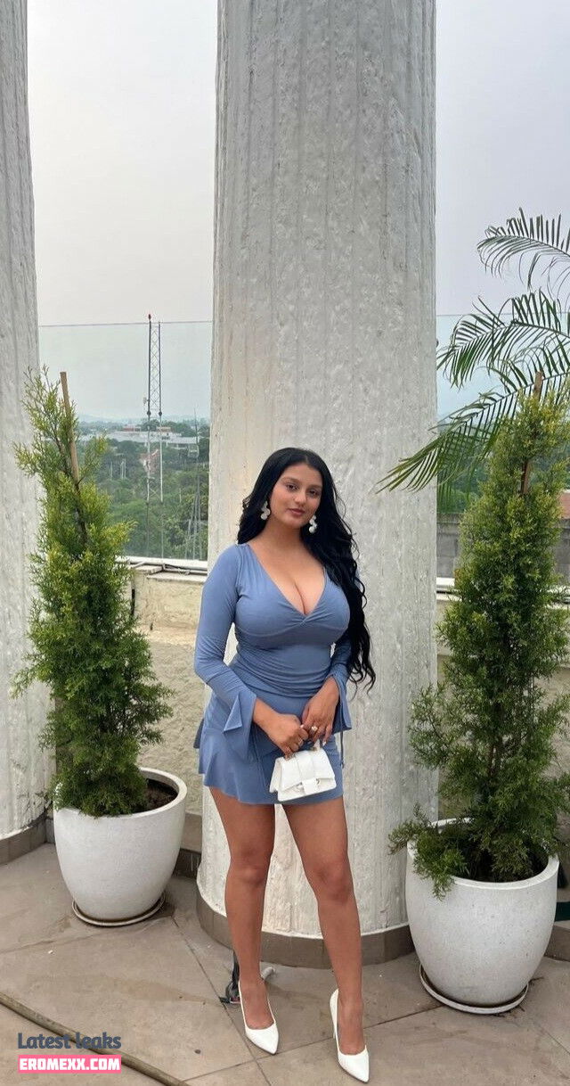 _ayushaaaa__