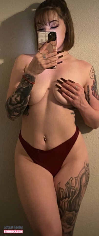 Baddestmami19 nude photos (Exclusive photos)