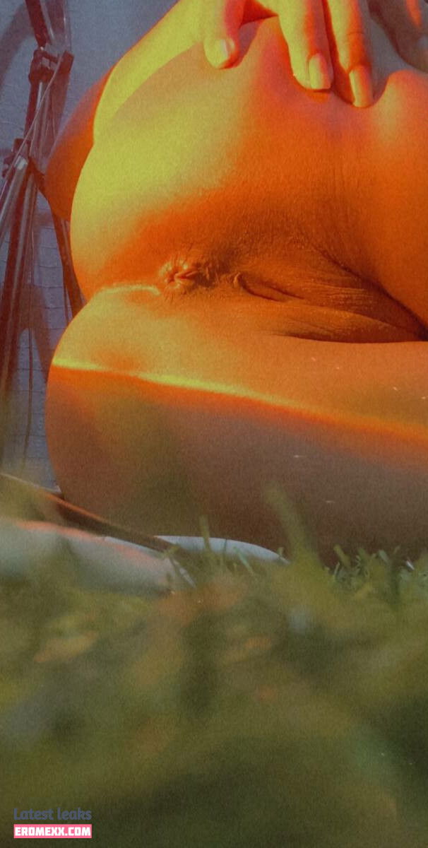 Bellapark69 nude photos (Exclusive photos)