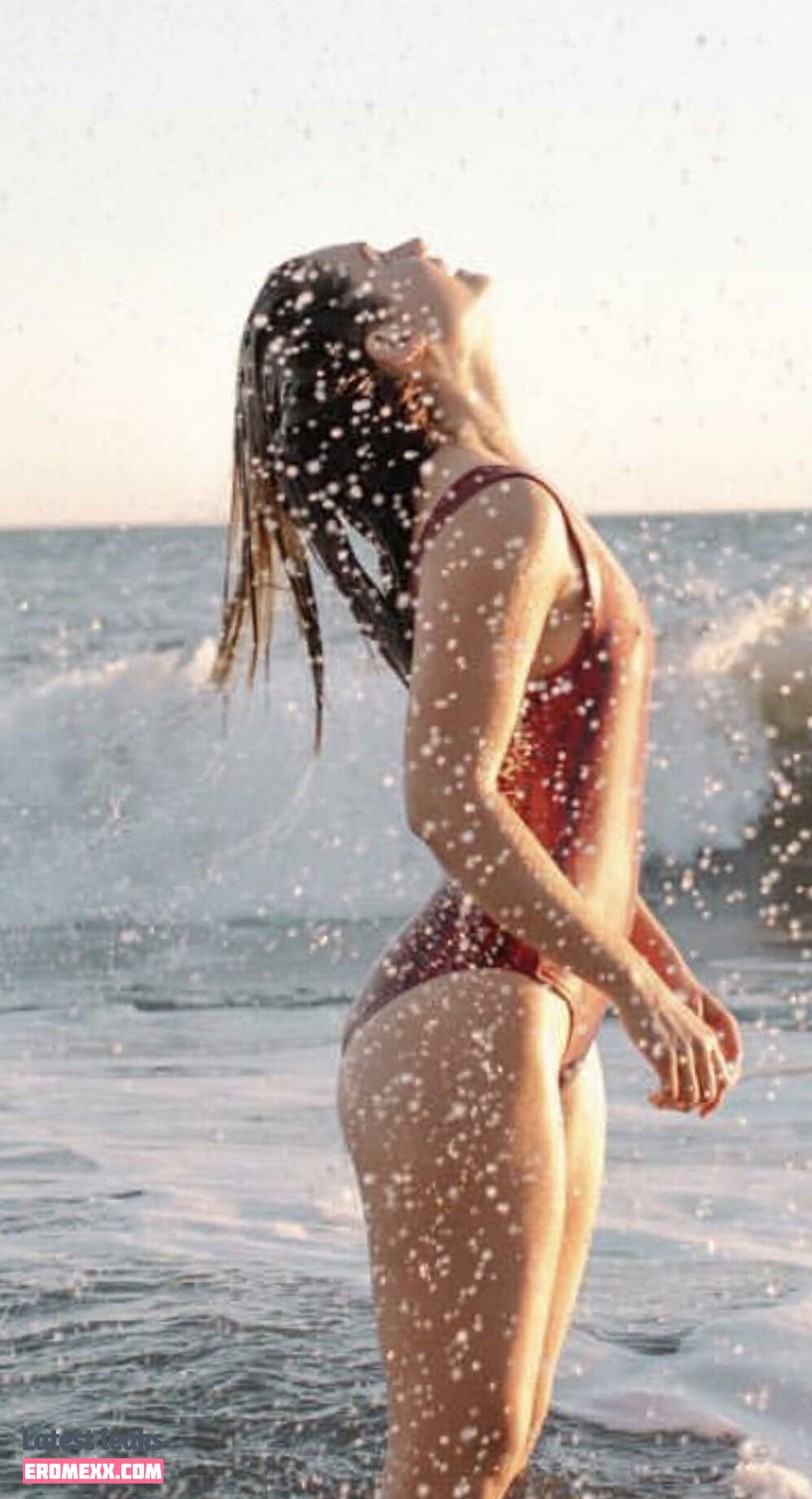 Bonnie Wright nude photos (Exclusive photos)