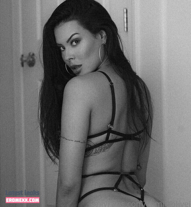 Camila Oliveira RING GIRL UFC nude photos (Exclusive photos)