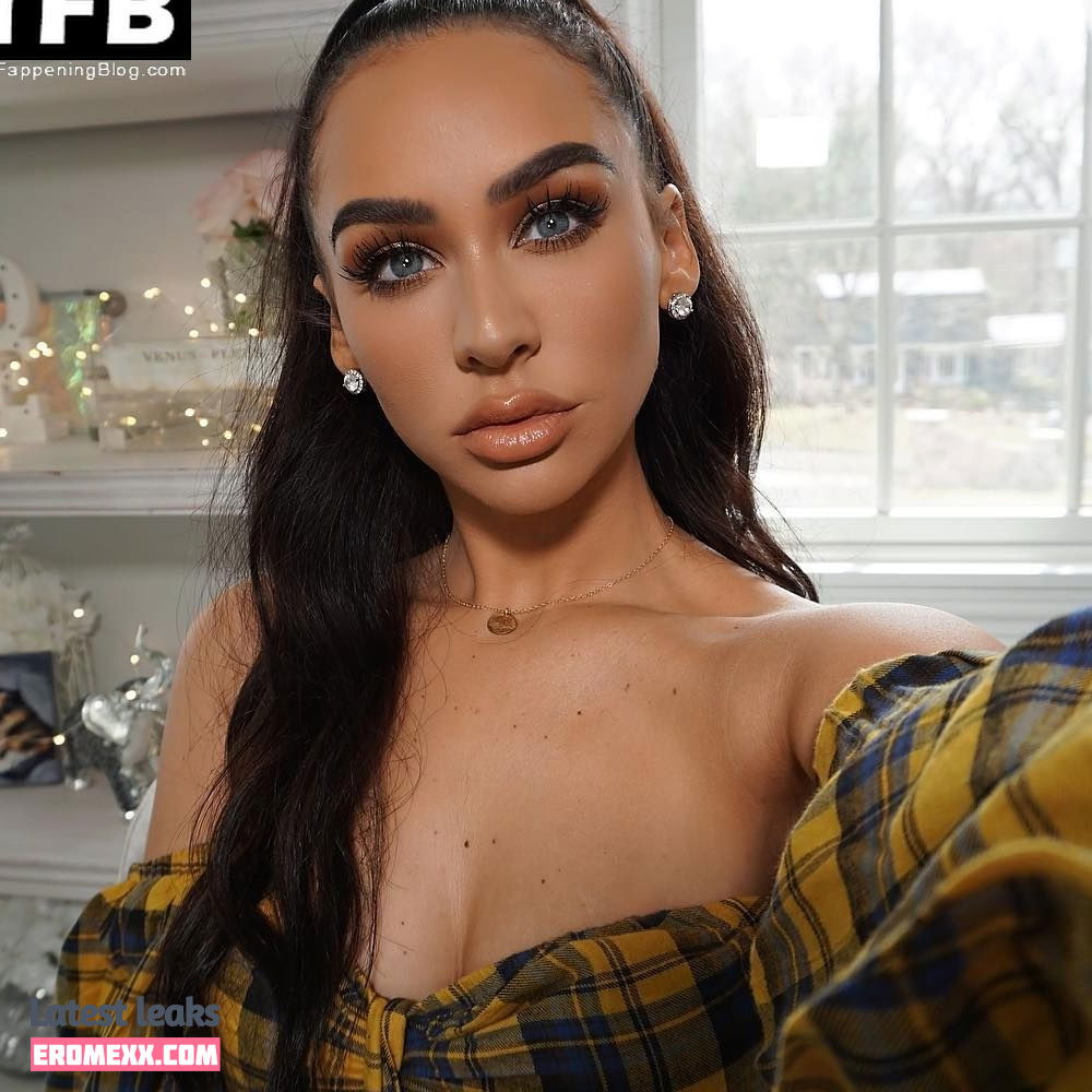 Latest Leaks Carli Bybel Nude #31 - Fapello