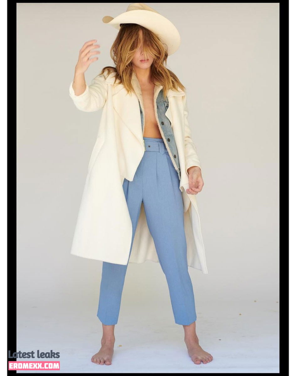 Latest Leaks Chloe Bennet Nude #34 - Erome