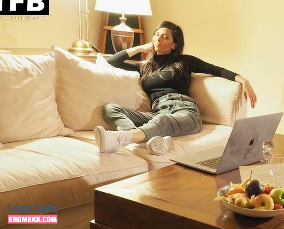 Collien Ulmen Fernandes nude photos (Exclusive photos)