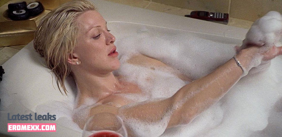 Courtney Love nude photos (Exclusive photos)