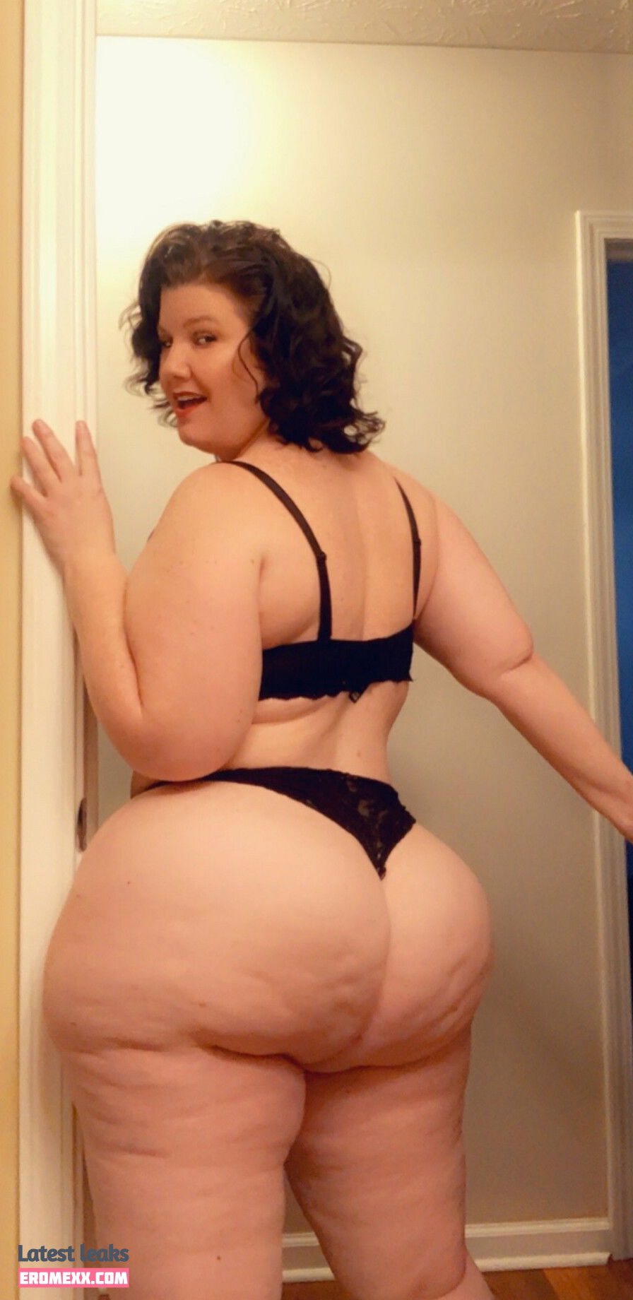 crystalmcbootay nude photos (Exclusive photos)