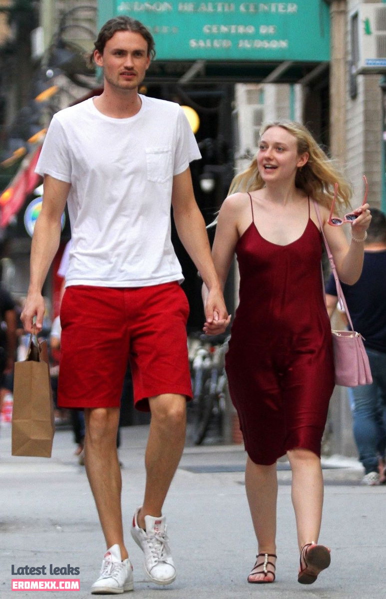 Latest Leaks Dakota Fanning Nude #34 - Fapello