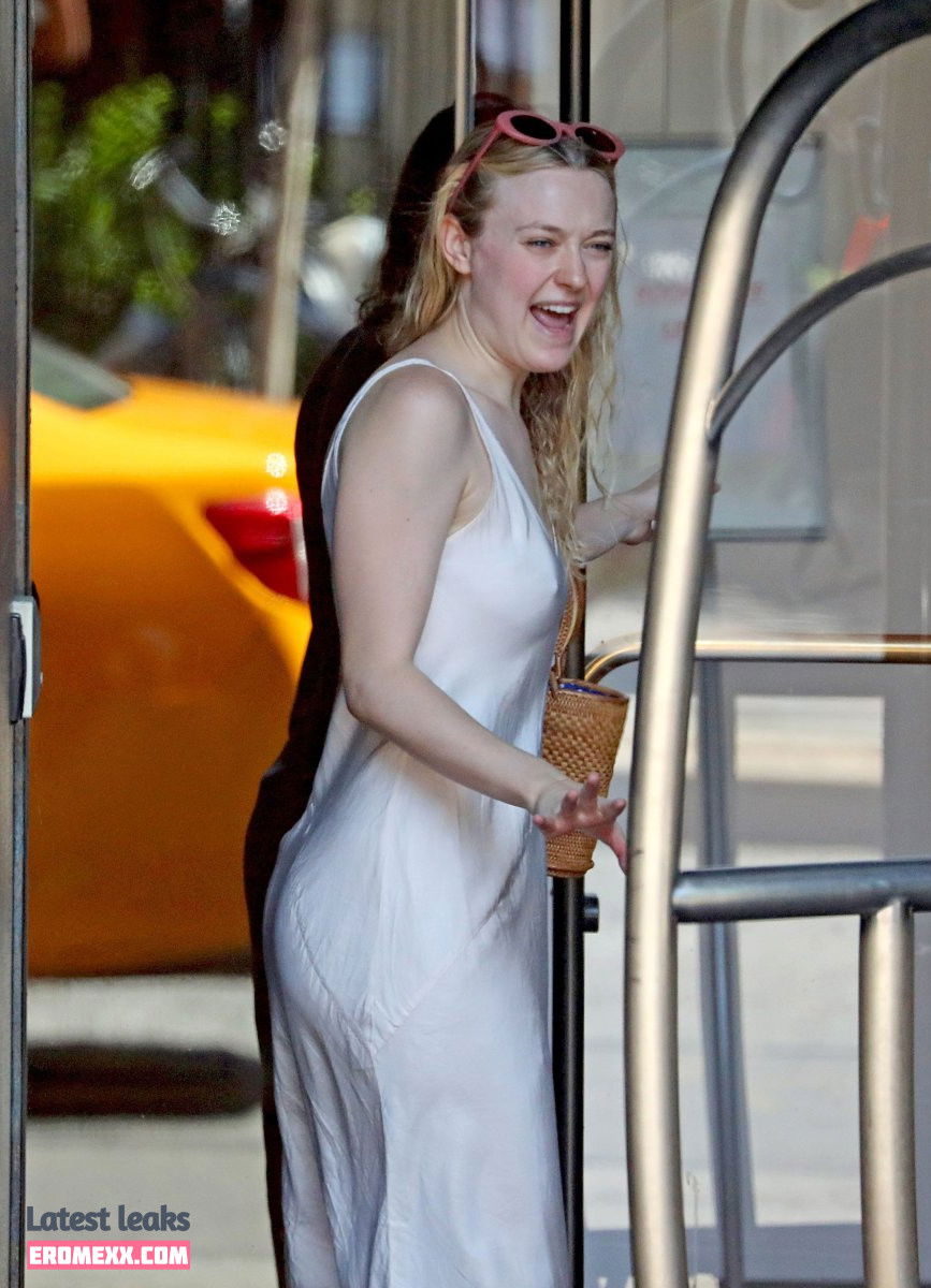 Latest Leaks Dakota Fanning Nude #61 - Fapello