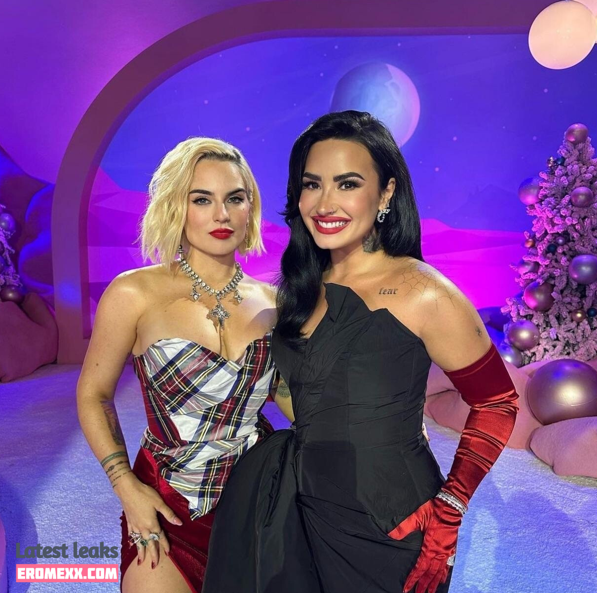 Latest Leaks Demi Lovato Nude #1544 - Fapello