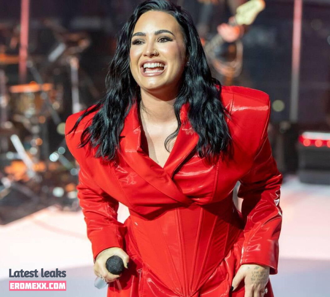 Latest Leaks Demi Lovato Nude #1576 - Fapello
