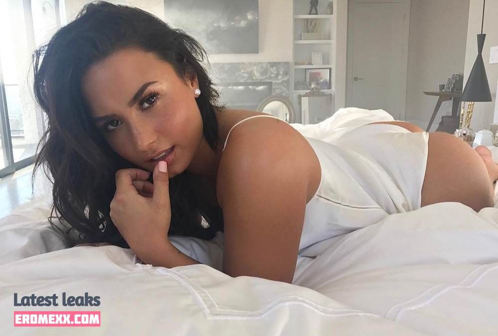 Latest Leaks Demi Lovato Nude #408 - Fapello