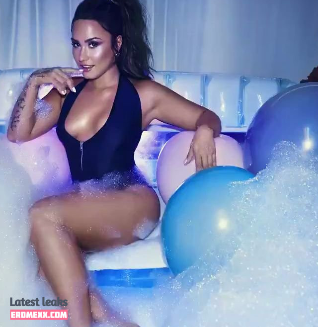 Latest Leaks Demi Lovato Nude #413 - Fapello