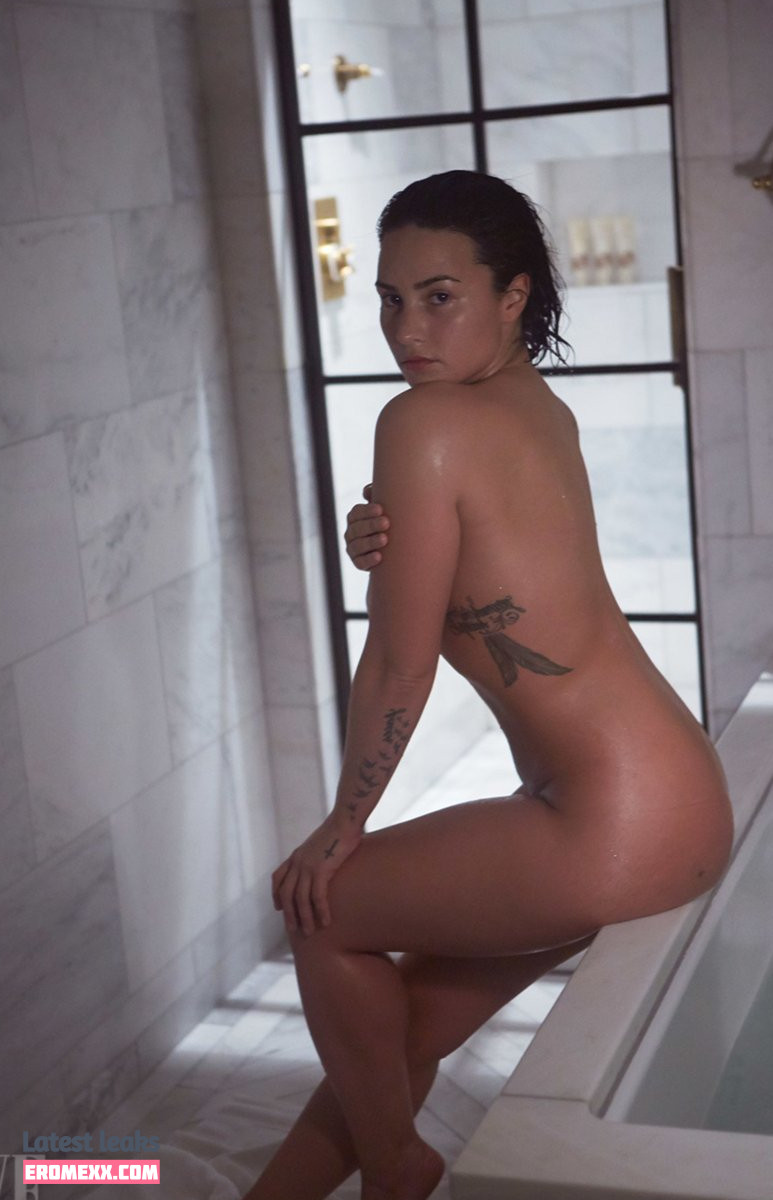 Latest Leaks Demi Lovato Nude #449 - Fapello