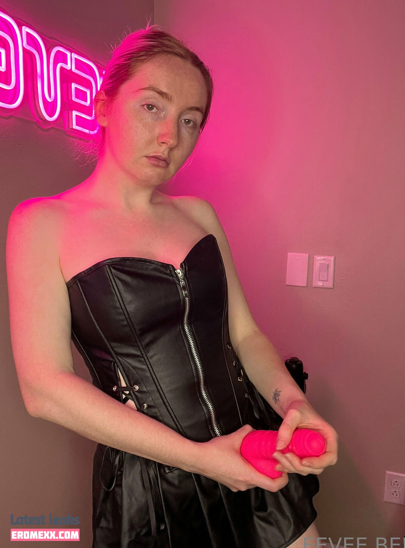 Latest Leaks Eevee Bee Nude #109 - Fapello