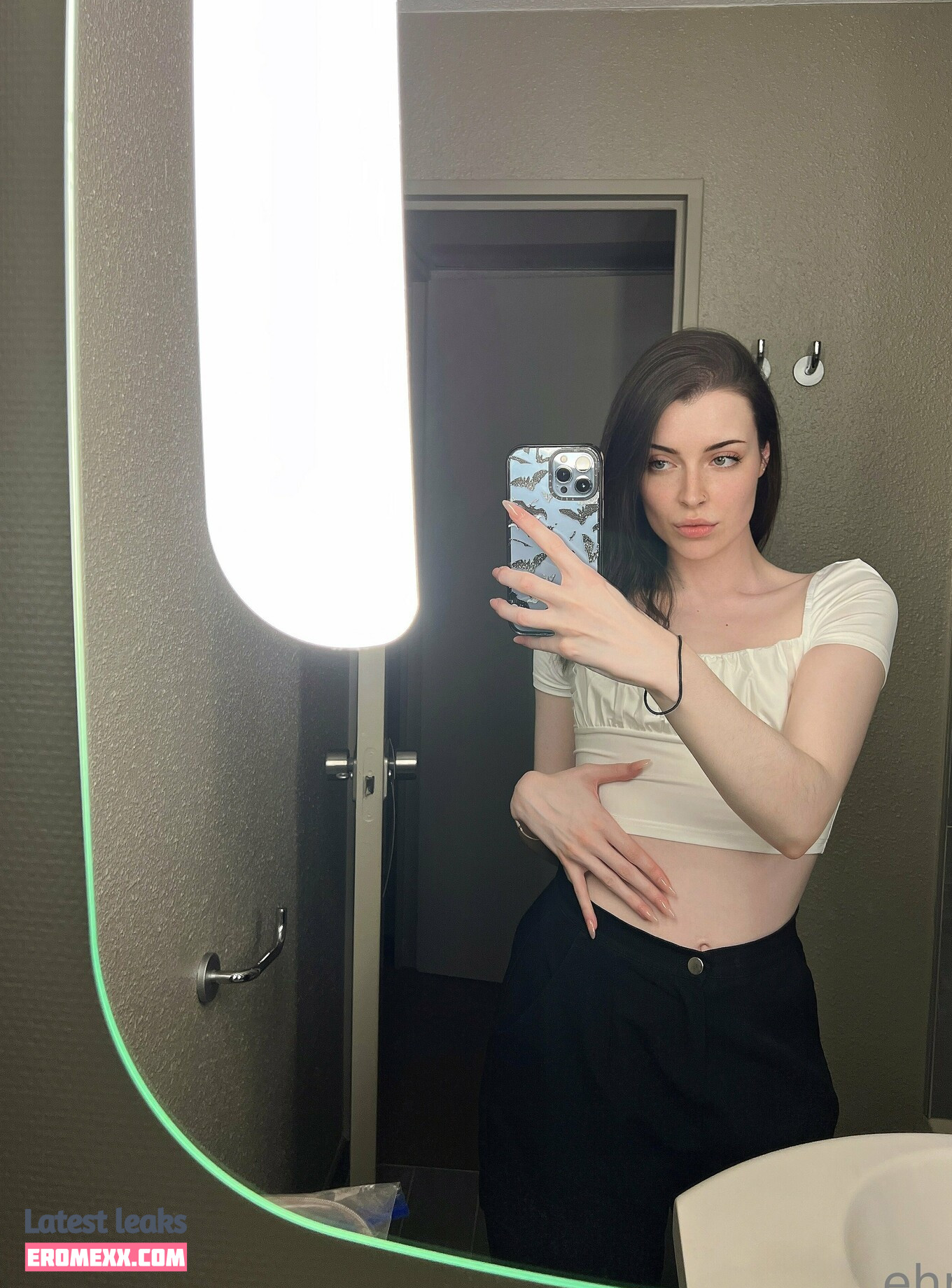 Latest Leaks ehriyn Nude #21 - Fapello