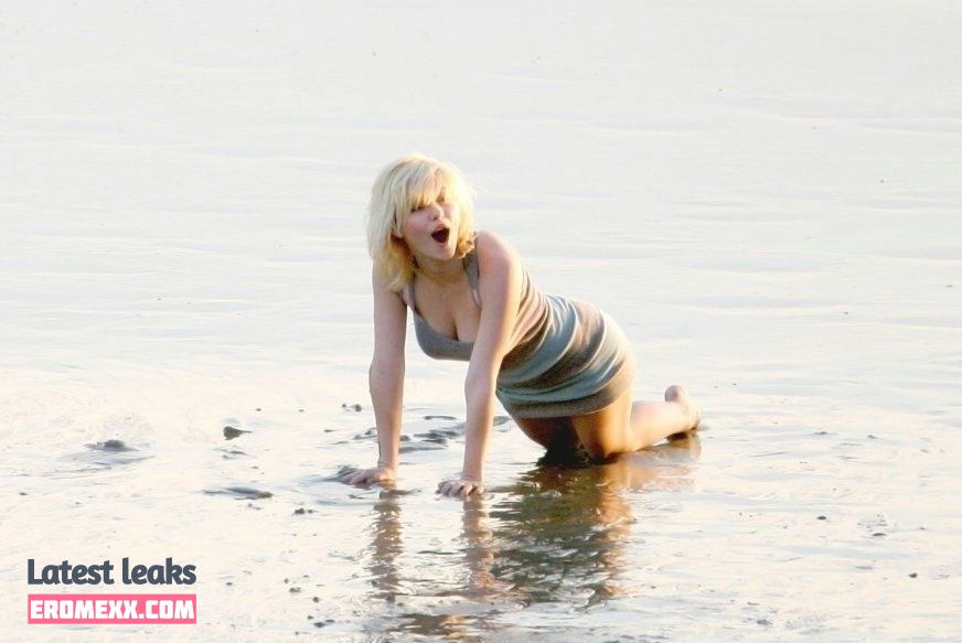 Latest Leaks Elisha Cuthbert Nude #409 - Fapello