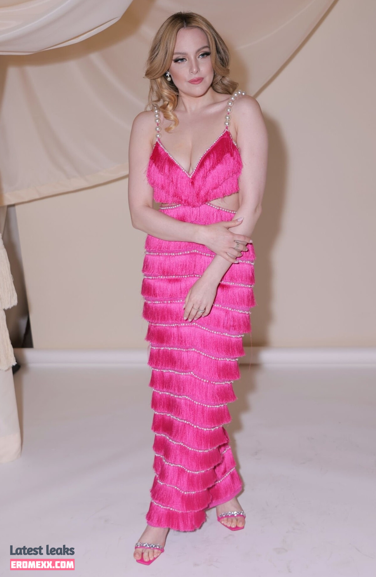Latest Leaks Elizabeth Gillies Nude #129 - Fapello