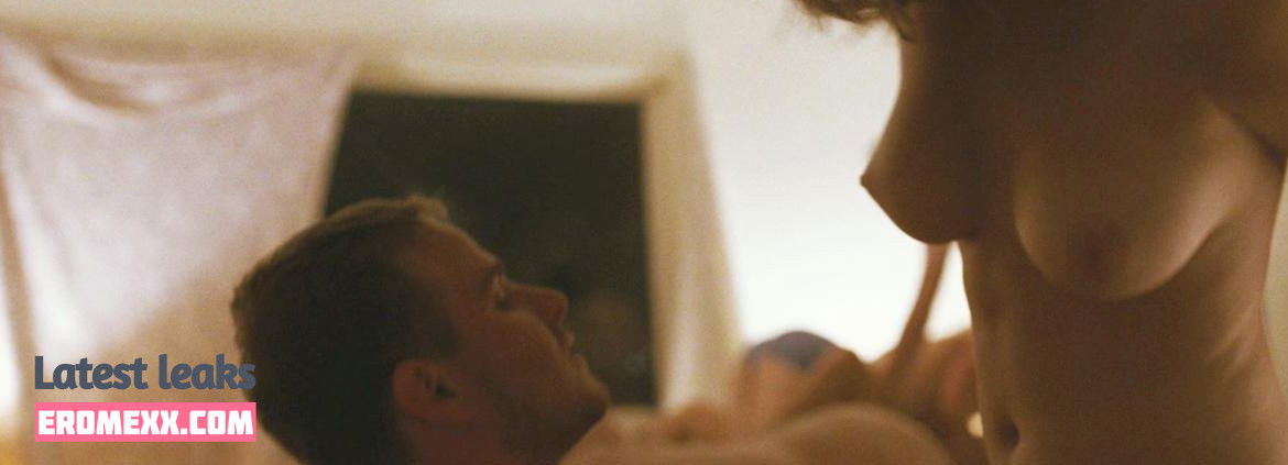 Latest Leaks Elizabeth Olsen Nude #324 - Fapello