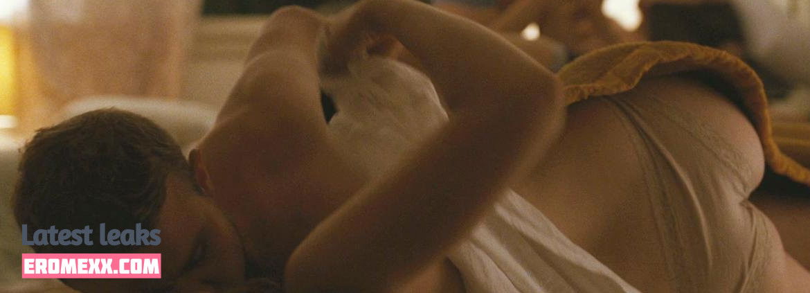 Latest Leaks Elizabeth Olsen Nude #330 - Fapello
