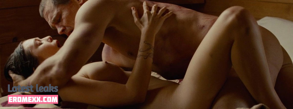 Latest Leaks Elizabeth Olsen Nude #362 - Fapello