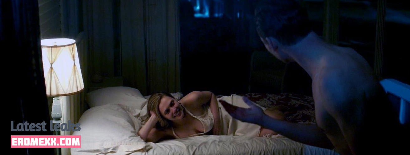 Latest Leaks Elizabeth Olsen Nude #585 - Fapello