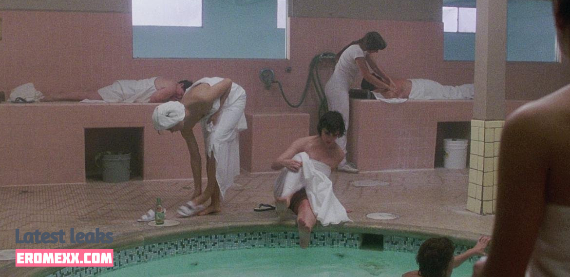 Latest Leaks Elizabeth Perkins Nude #1 - Fapello