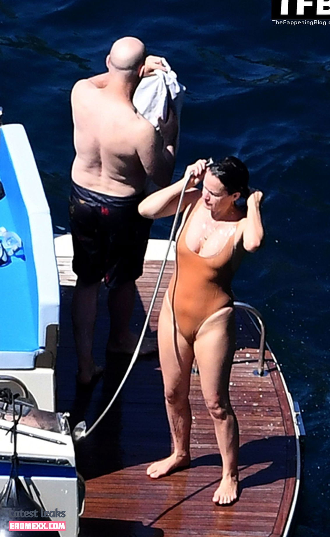 Elizabeth Reaser nude photos (Exclusive photos)