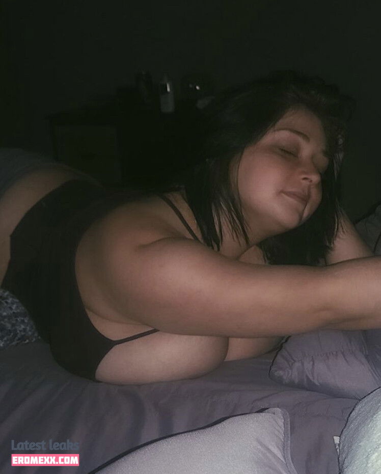 Emaliehall nude photos (Exclusive photos)