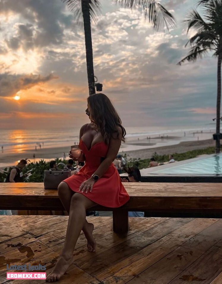Emina Jahi nude photos (Exclusive photos)