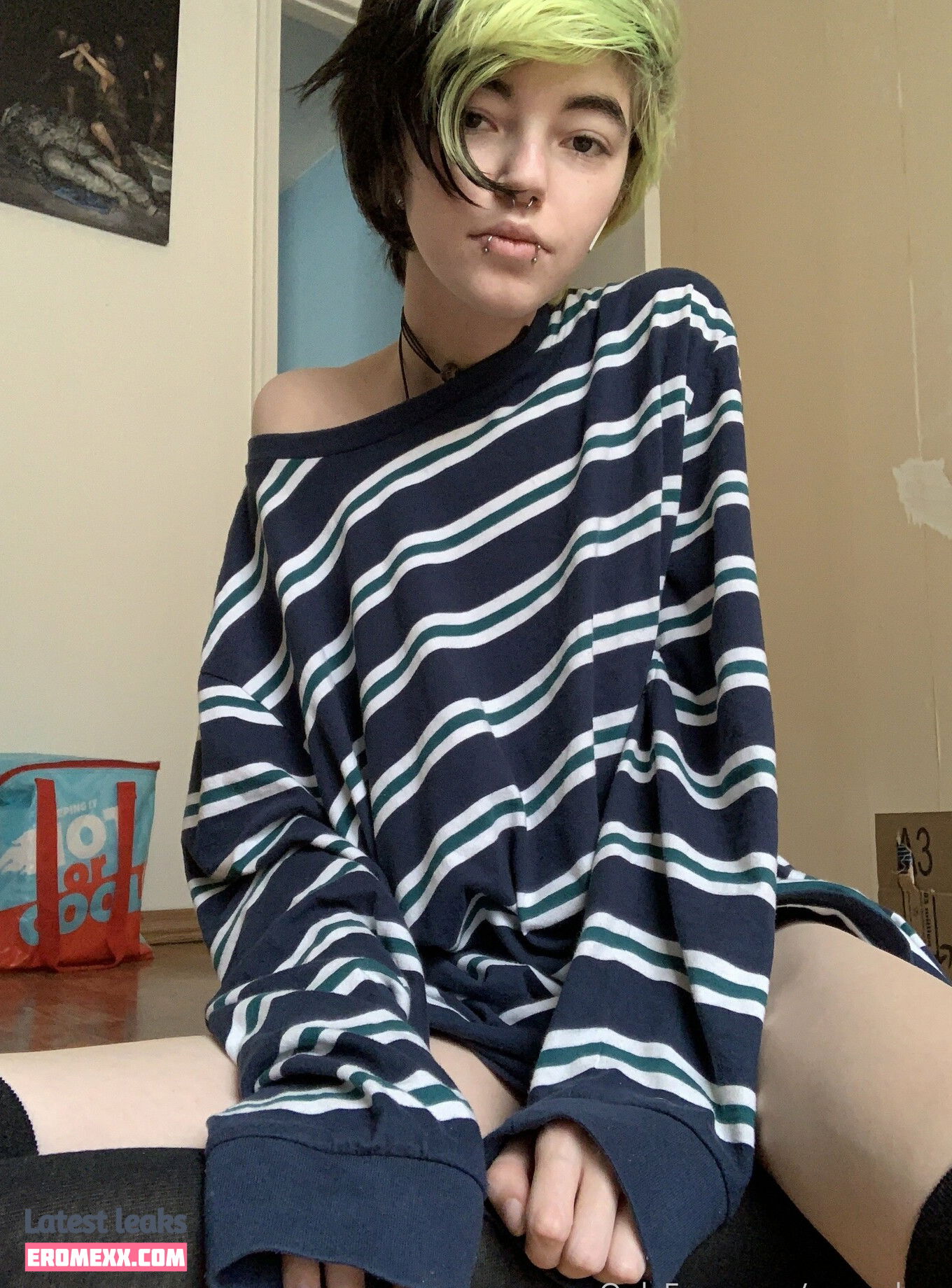 erasedweeaboo-free nude photos (Exclusive photos)