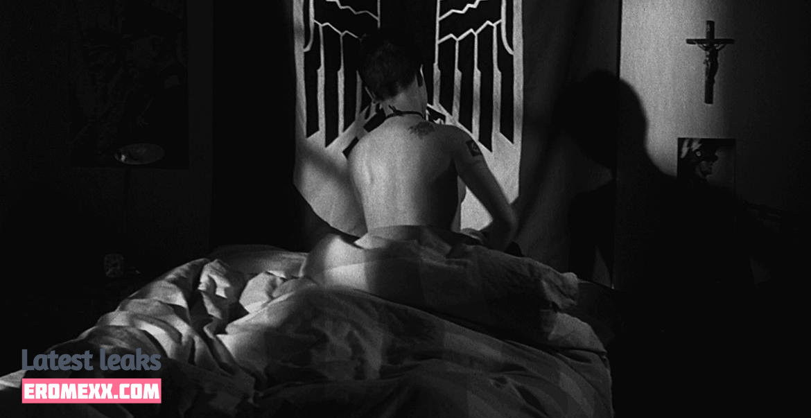 Latest Leaks Fairuza Balk Nude #6 - Fapello