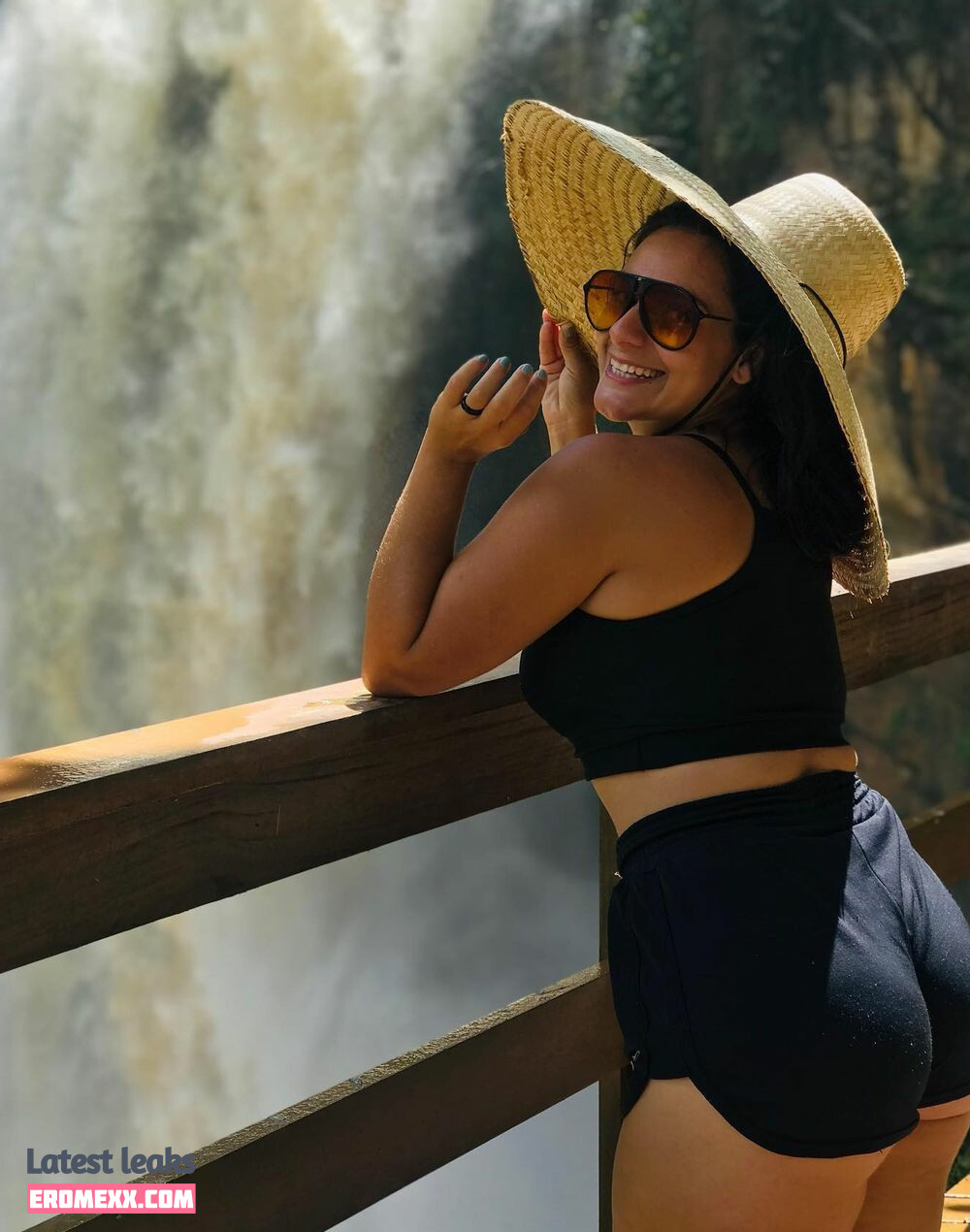 Latest Leaks familiasemdestinooficial Nude #18 - Fapello