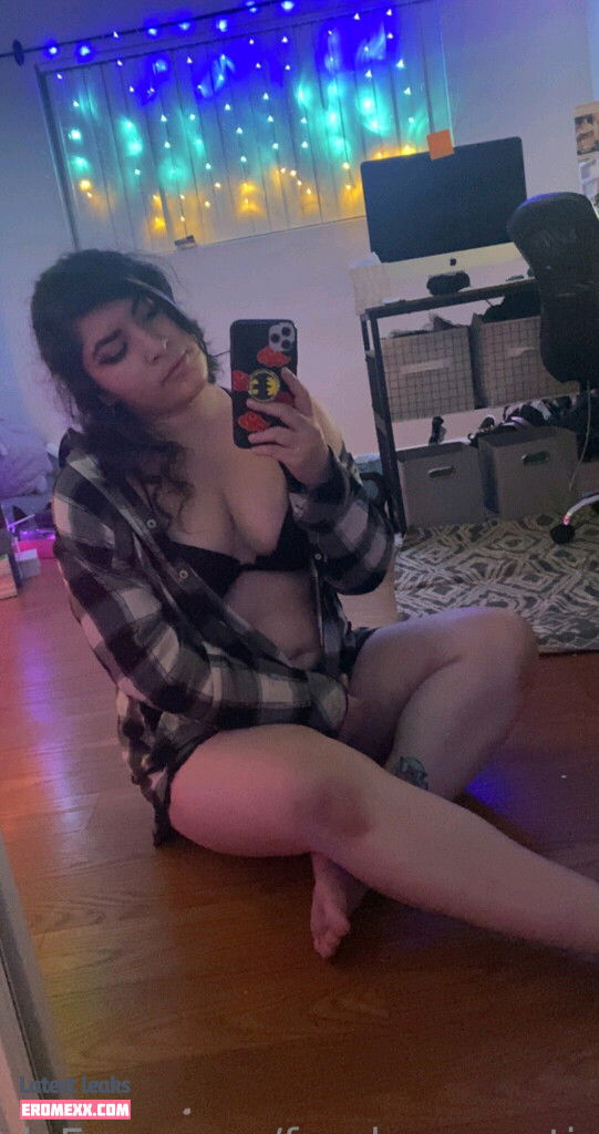 Latest Leaks FandomReactions Nude #197 - Fapello