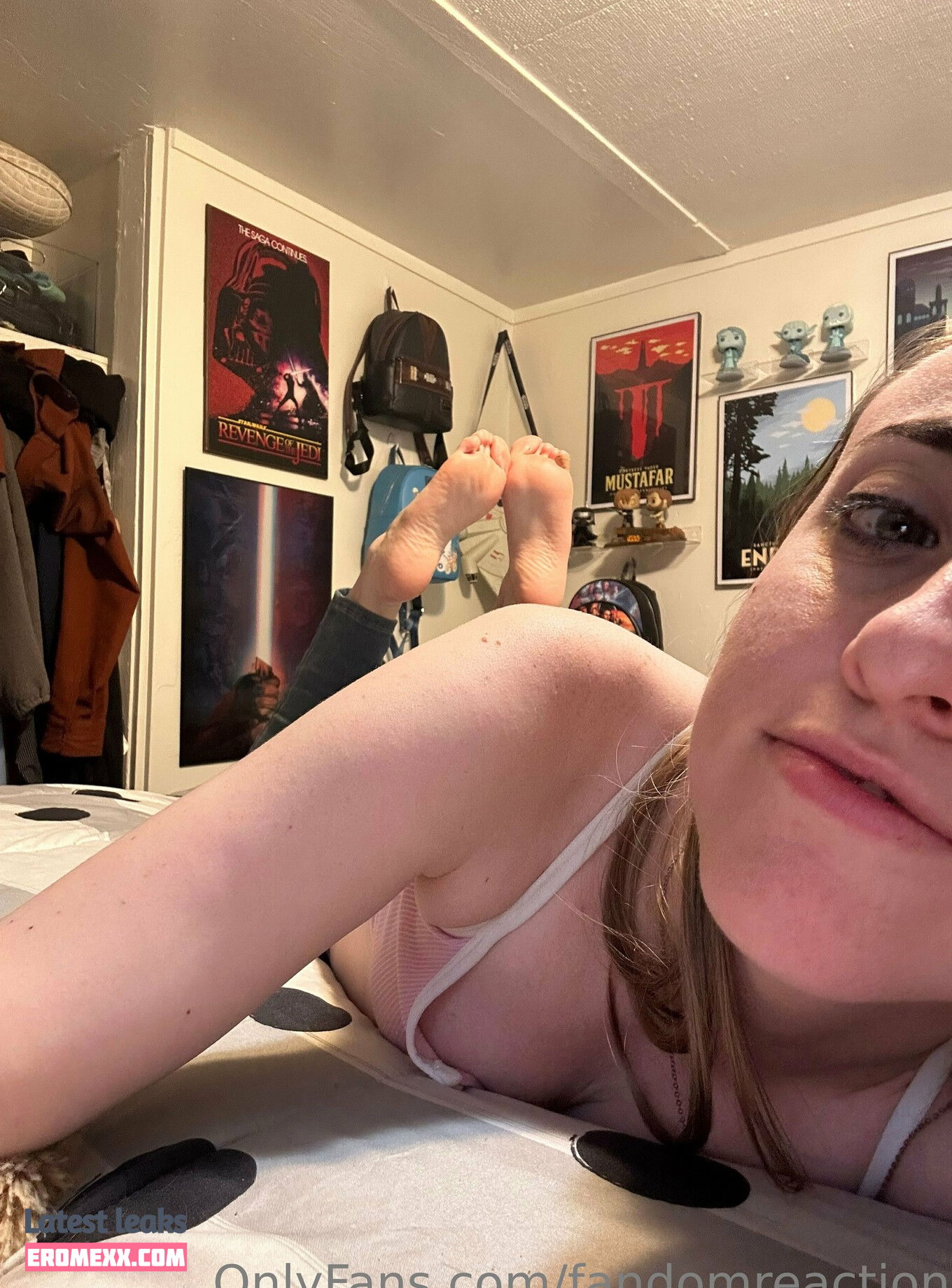 Latest Leaks FandomReactions Nude #325 - Fapello