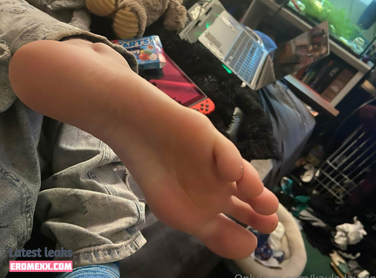 Latest Leaks feetiecutieee Nude #1 - Erome