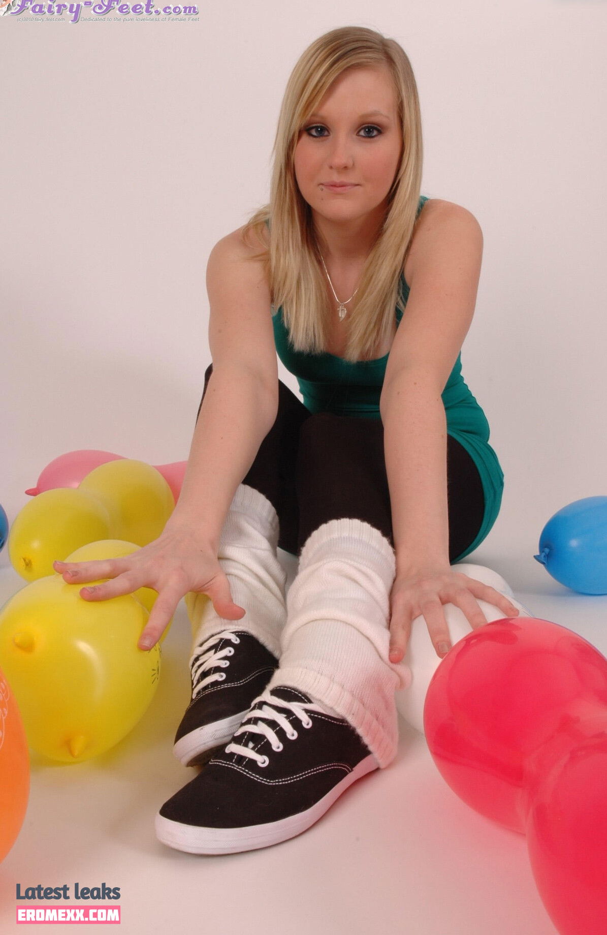 Latest Leaks Feetperview / Sockenmädchen Nude #24 - Fapello